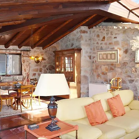 Вилла Villa Alcabi - Spacious 5 Bedroom Villa Perfect For Larger Groups - Private Swimming Pool Gym And P