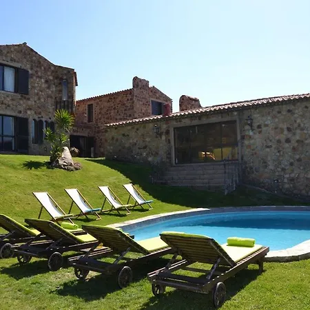 Villa Alcabi - Spacious 5 Bedroom Villa Perfect For Larger Groups - Private Swimming Pool Gym And P